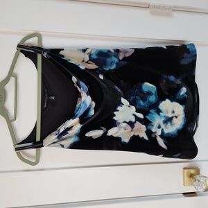 White House Black Market Petite Blue & Black Floral Print Velvet Camisole Sz. L
